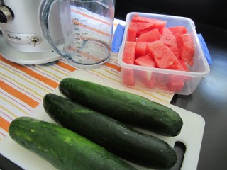 juicing cucumbers and watermelon