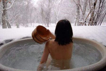 hot tub in snow